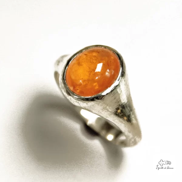 anello in argento con granato 01