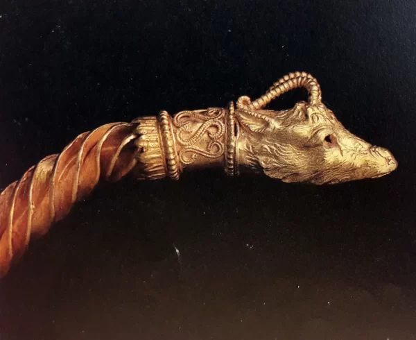 Bracciale in argento dorato di età ellenistica - immagine 7