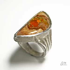 Anello in argento con opale del Messico 00