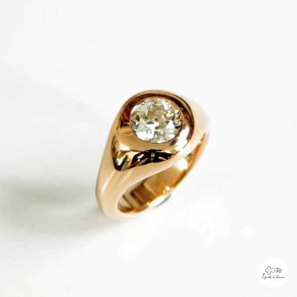 Rose gold ring with ancient cut diamond - Image 4